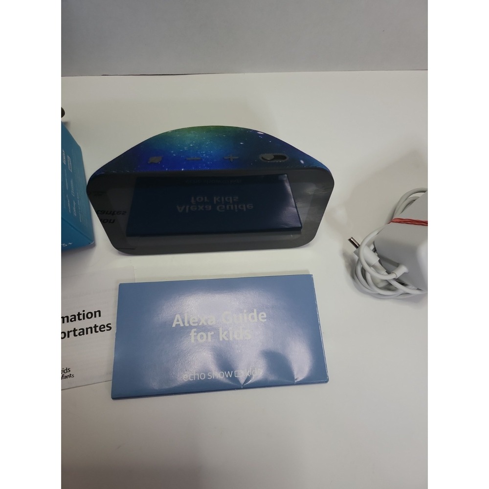 Amazon Echo Show 5 Kids Smart Display Galaxy Print Speaker - Picture 2 of 6